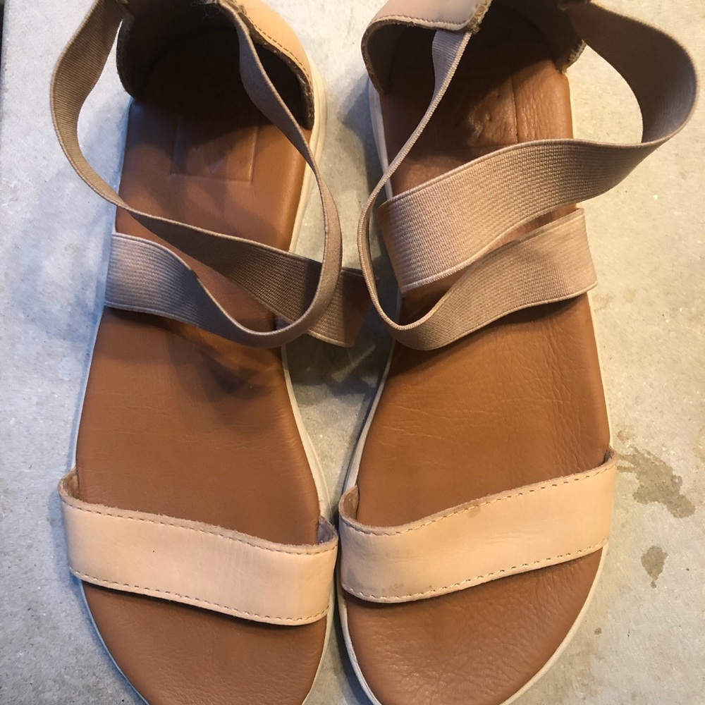 REEF sandals size 7